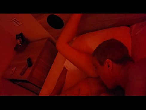 ❤️ Nyalogatja a nedves puncimat. Porno at hu.np64.ru