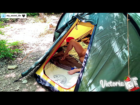 ❤️ Tented Stranger szenvedélyes kézimunkája a kamerában Porno at hu.np64.ru